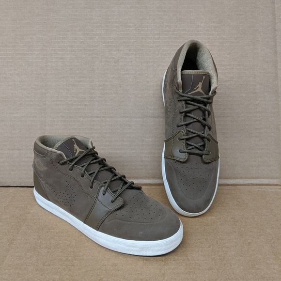 Air Jordan retro v.1 chukka ***accepting offers*** - Picture 1 of 8